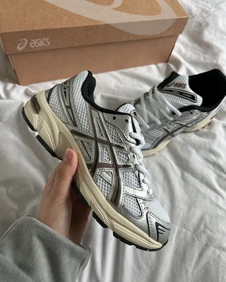 Asics Gel-1130 'White Clay Canyon' 1201A256-113 — головне фото товару