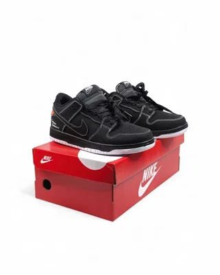 Nike SB Dunk • Black • — головне фото товару