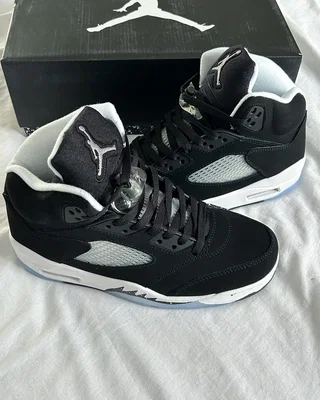Nike Air Jordan 5 Retro 'Oreo' 2021 440888-011 — головне фото товару