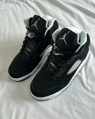 Nike Air Jordan 5 Retro 'Oreo' 2021 440888-011 — головне фото товару