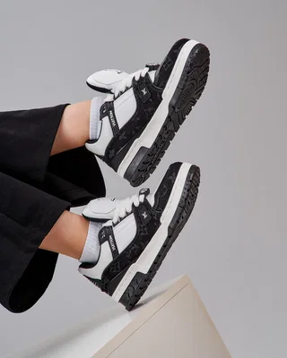 Louis Vuitton Trainer Black — головне фото товару