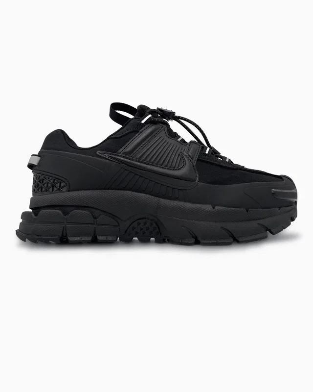 Nike Zoom Vomero Roam Triple Black — головне фото товару