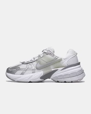 Nike (WMNS) Nike V2K Run 'Metallic Silver' FD0736-104 — головне фото товару