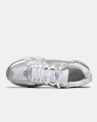 Nike (WMNS) Nike V2K Run 'Metallic Silver' FD0736-104 — головне фото товару