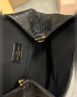 Louis Vuitton Backup Monogram Empreinte Leather Black (Коробка магніт) — головне фото товару