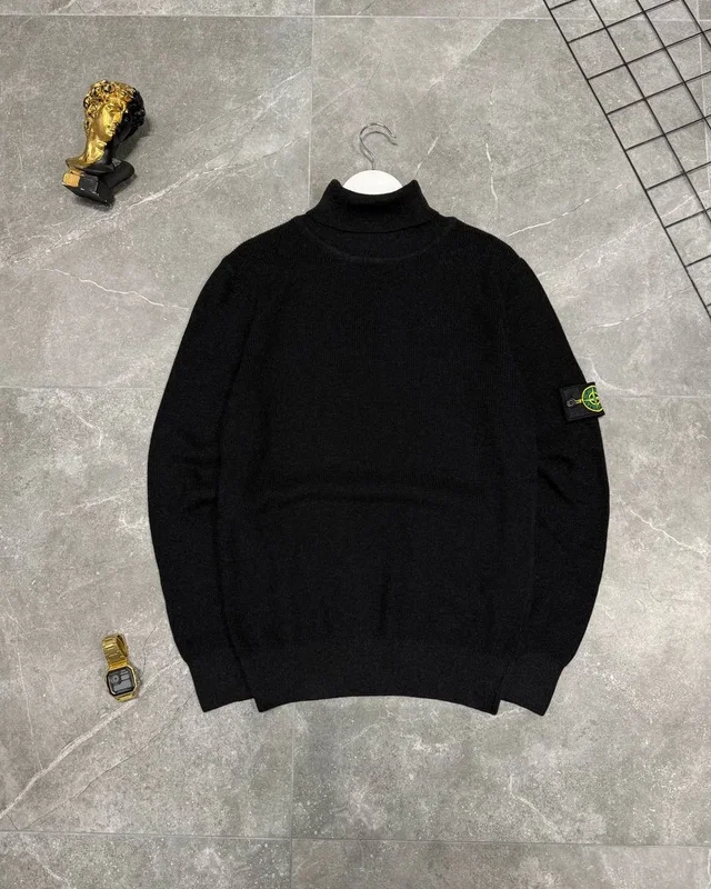 Светр Stone Island — головне фото товару