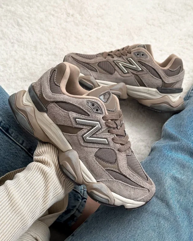 New Balance 9060 Beige/Brown — головне фото товару
