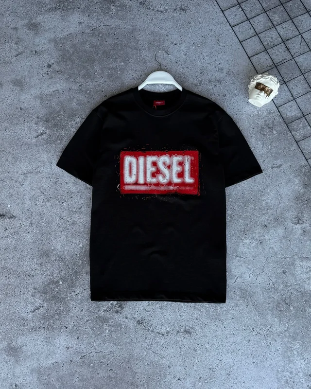 Футболка Diesel — головне фото товару