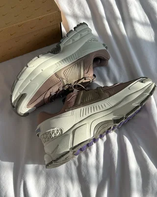 Nike Air Zoom Vomero Roam 'Light Bone Mink Brown' HQ2181-006 — головне фото товару