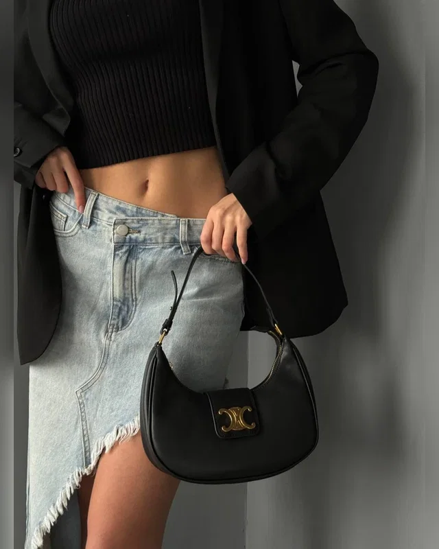 Celine Ava Triomphe Soft Bag in Smooth Calfskin Black [оригінальна брендована коробка] — головне фото товару