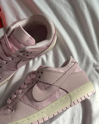 Nike SB Dunk Low WMNS Lace Pack Regal Pink — головне фото товару