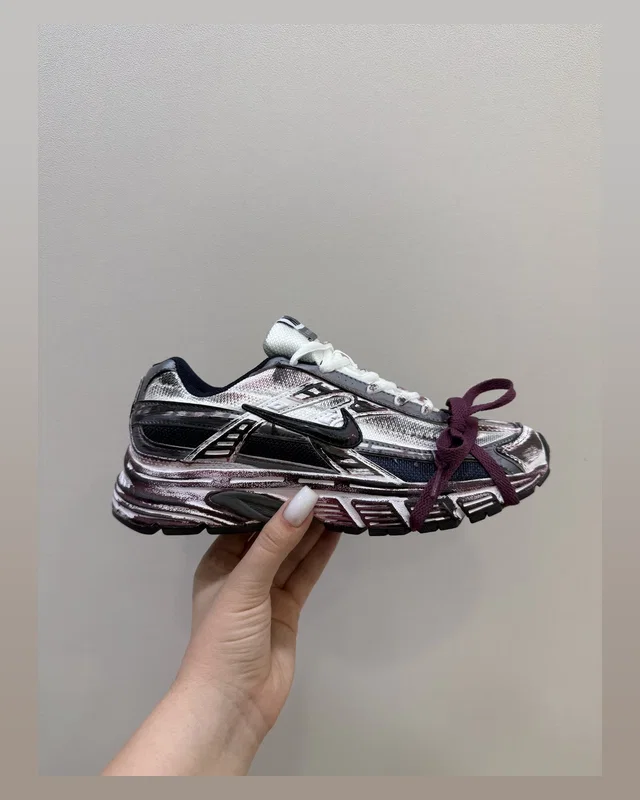 Nike initiator retro white burgundy — головне фото товару