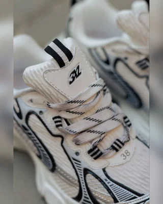 Balenciaga 3xl • White Black • — головне фото товару