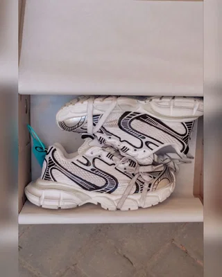 Balenciaga 3xl • White Black • — головне фото товару
