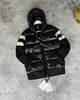 Куртка Moncler — головне фото товару