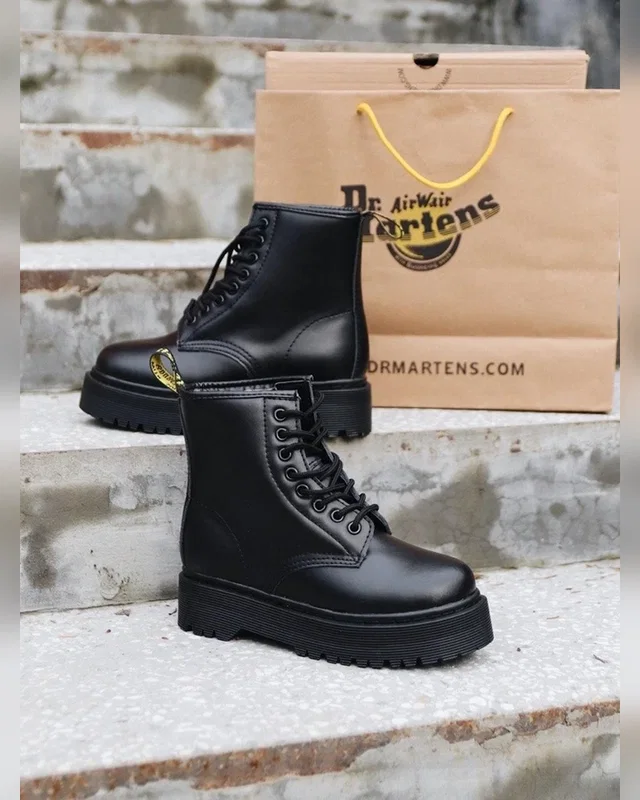 Dr. Martens Jadon FUR Mono Black — головне фото товару