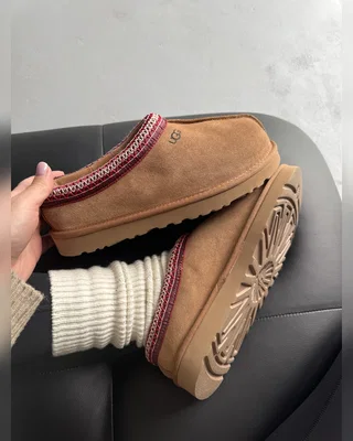 UGG Tasman Chestnut (червона вишивка) — головне фото товару