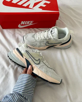 Nike V2K Run Runtekk 'Summit White Navy' FD0736-102 — головне фото товару