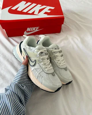Nike V2K Run Runtekk 'Summit White Navy' FD0736-102 — головне фото товару