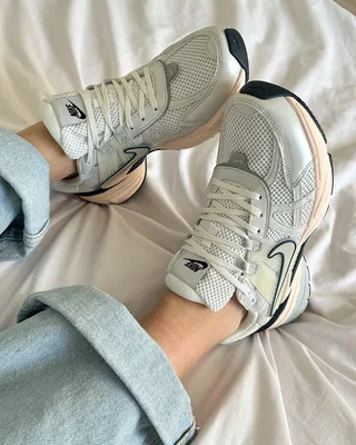 Nike V2K Run Runtekk 'Summit White Navy' FD0736-102 — головне фото товару