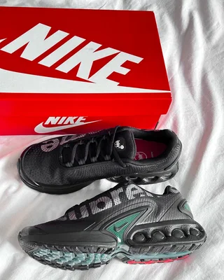 Nike Supreme x Air Max DN 'Black Galactic Jade' FZ4044 001 — головне фото товару