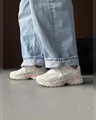 Nike V5 RNR White Pink — головне фото товару
