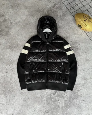 Куртка Moncler — головне фото товару