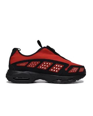 Nike Air Max SNDR Gore-Tex 'Hyper Crimson' FZ4238-800 — головне фото товару