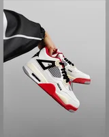Nike Air Jordan 4 Retro — головне фото товару