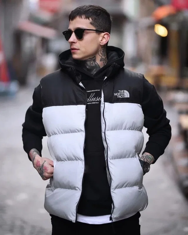 The North Face Жилетка TNF серая — головне фото товару