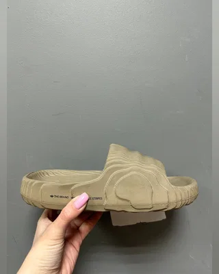 Adidas Adilette Core — головне фото товару