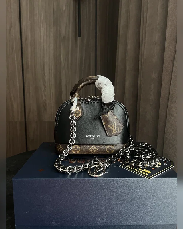 Louis Vuitton Alma BB Monogram Mini — головне фото товару