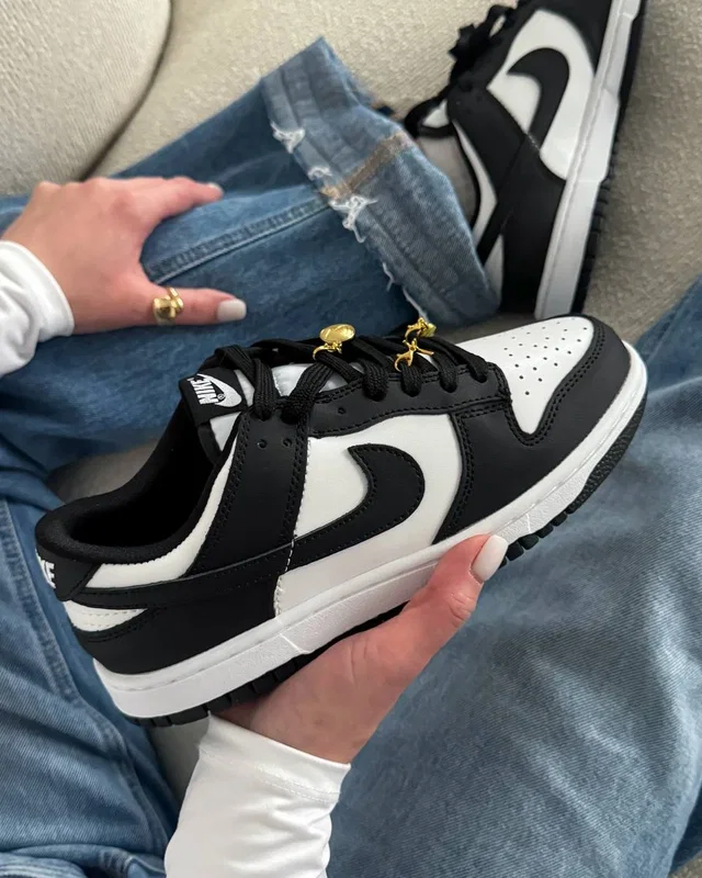 Nike Dunk Low Retro White Black — головне фото товару