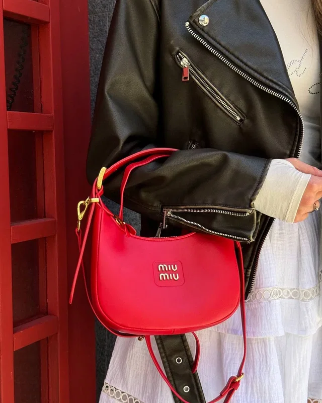 Miu Miu Leather Hobo Bag Red (БЕЗ КОРОБКИ) — головне фото товару