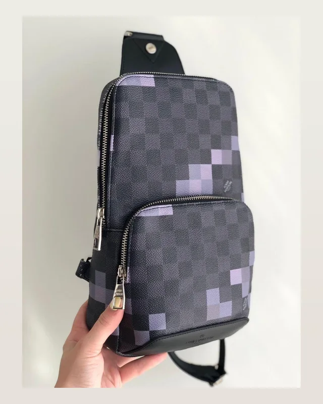 Сумка Louis Vuitton — головне фото товару