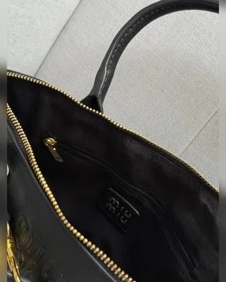 Miu Miu Aventure Nappa Leather Top Handle Bag Black [оригінальна магнітна коробка] 29.5. х 17 х 10.5 — головне фото товару