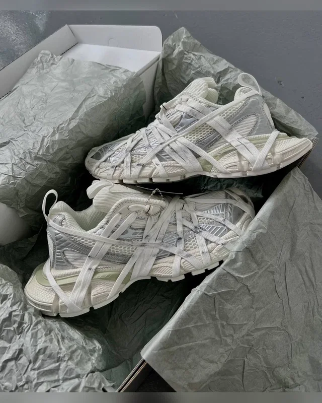 Balenciaga 3XL Extreme White — головне фото товару