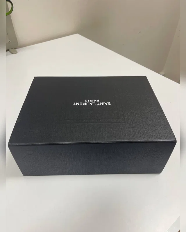 Saint Laurent Коробка магніт Saint Laurent 30 x 22 x 11 см — головне фото товару