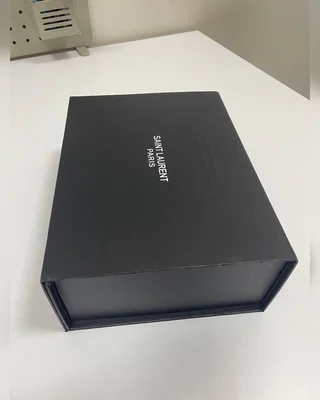 Saint Laurent Коробка магніт Saint Laurent 30 x 22 x 11 см — головне фото товару