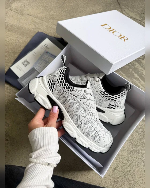 Dior Chrono Sneaker — головне фото товару