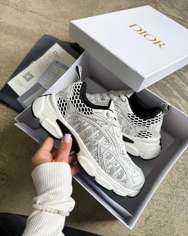 Dior Chrono Sneaker — головне фото товару
