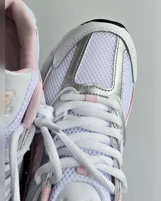 New Balance 530 • White Silver Gray • — головне фото товару