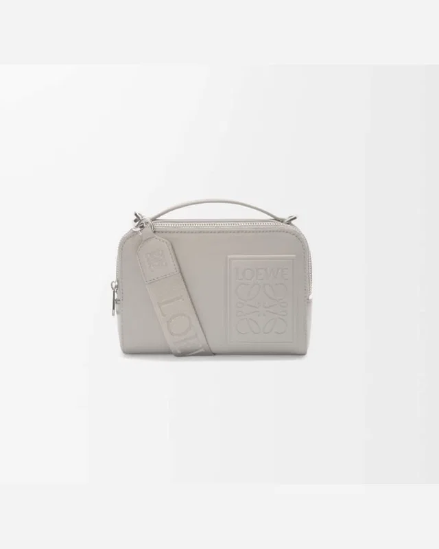 Loewe Mini crossbody camera bag Silver — головне фото товару