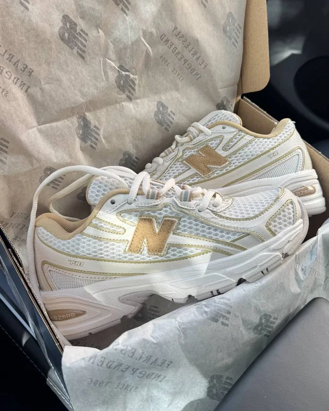 New Balance 740 White/Yellow — головне фото товару
