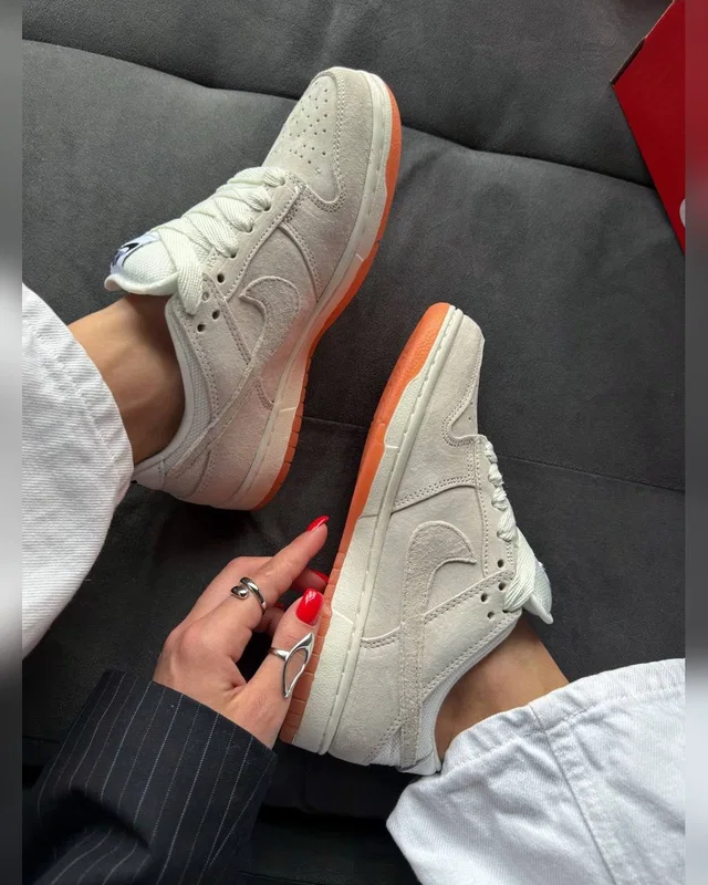 Nike Dunk Low Pro B Pale Ivory — головне фото товару