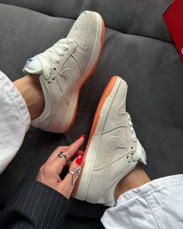 Nike Dunk Low Pro B Pale Ivory — головне фото товару