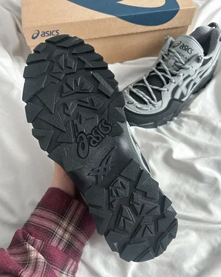 Asics Gel-Pickax silver — головне фото товару