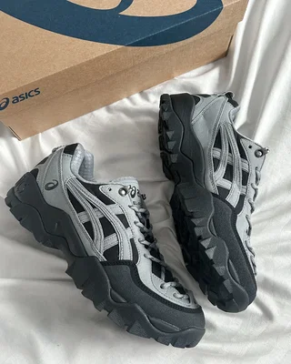 Asics Gel-Pickax silver — головне фото товару