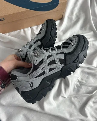 Asics Gel-Pickax silver — головне фото товару