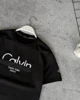 Футболка Calvin Klein — головне фото товару